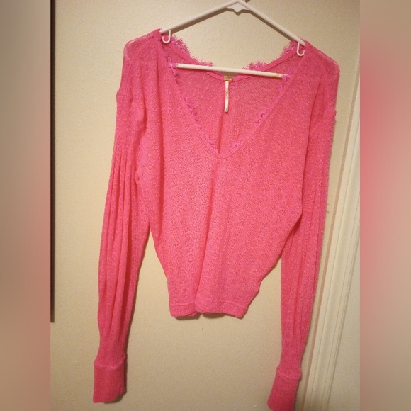 Free People women's long sleeve sweater v-neck - Picture 2 of 4